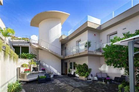 zeus residence|Hotel Aci Castello .